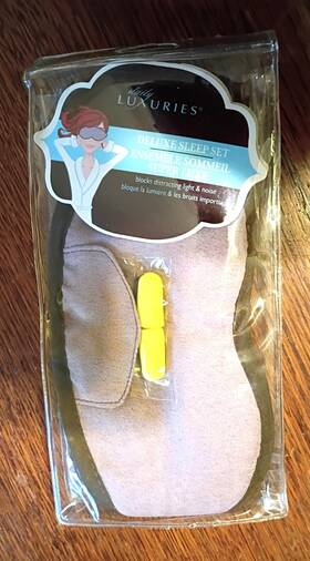 Bed Bath & Beyond 079625034233 Daily Luxuries Deluxe Sleep Set And Beyond. Mask Ear Plugs Dk Laven
