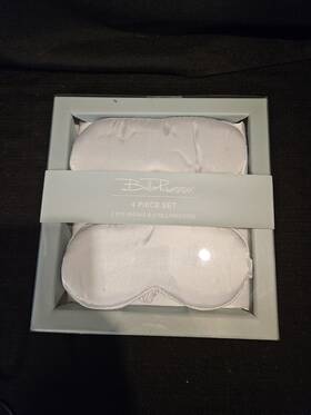 Bella Russo 810088180804 4 Piece Set 2 Eye Masks And Pillowcases Inch New