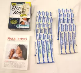 Breathe Right 757145245253 22 Kids Nasal Strips Ages 5-12 Drug Free Pack - 2008 Open Box