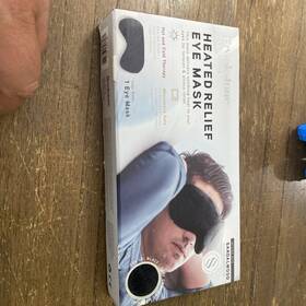 Brookstone 191205596129 Hot And Cold Therapy Heated Eye Mask For Stress Relief Cedar Scent Nib