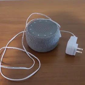 R511 Buffbee White Noise Machine Gray Small 4x4x4 In Compact Sound