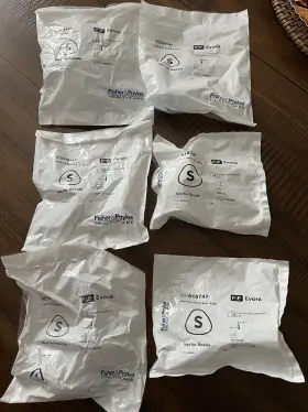 616747 Fisher & Paykel Evora Nasal Cushion Seal Small Sealed. Total Of Six