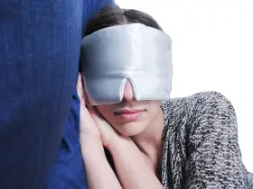 Getsomezzzzs 700371085551 Luxury Silver Satin Sleep Eye Mask Increase Rem Cycles Non-irritating