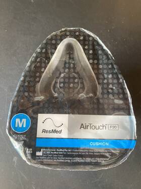 Makasla 787416045480 F20 Cusion Mask Bundle With Cpap Cleaning Wipes - Provides An Excel... Fast Ship