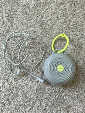 Marpac 629721808988 Yogasleep Hushh Portable White Noise Sound Machine For Baby 3 Soothing Sounds Marpac 629721808988 Yogasleep Hushh Portable White Noise Sound Machine For Baby 3 Soothing Sounds