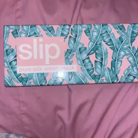 Slip 857032008708 Silk Cali Nights Sleep Mask. Green/pink. New In Box