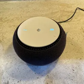 Snooz 313049320320 White Noise Sound Machine - Real Fan Inside For Non-looping So