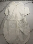 Happiest Baby Snoo Sleep Sack Swaddle With Clips Size Medium Cream Pre-owned. Price: $15.00.