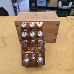 Chase Bliss Audio Warped Vinyl Hifi Sound With Wooden Box Used. Price: $399.00.