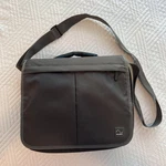 Resmed Airsense 10 Carrying Case Travel Bag Gray Padded For Cpap Machine Pre-owned. Price: $11.20.