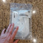 F&p 400EVO132 Evora Nasal Face Mask Hose No Headgear Medium Sealed Free Ship New. Price: $50.00.